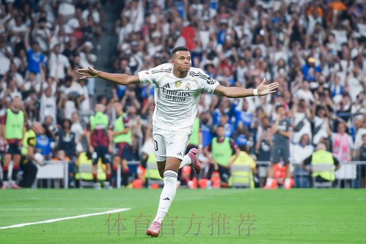 马卡:姆巴佩将作为皇马球员亮相 很可能在6月6日